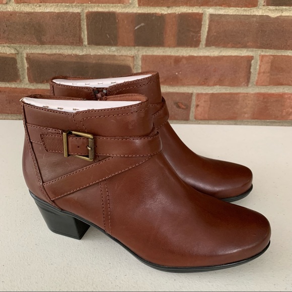 clarks emslie cyndi ankle boot